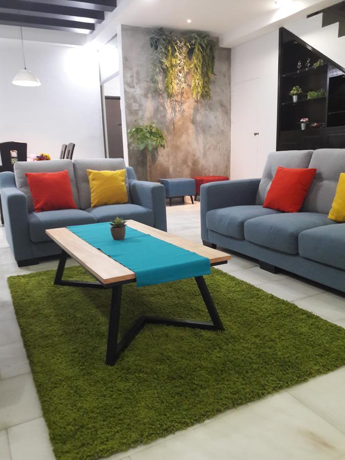 Jb Homestay Bukit Indah Wifi Ciq Mall Legoland Free Parking ยะโฮร์บาห์รู ภายนอก รูปภาพ